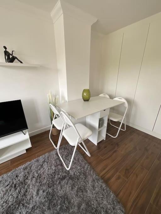Self Contained Guest Flat Appartement Wick  Buitenkant foto